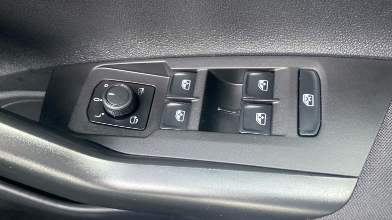 Volkswagen Polo 1.0 TSI Life 5dr Petrol Hatchback